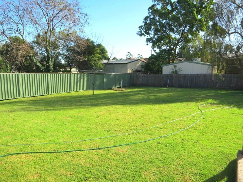 29 Mary Street, The Oaks NSW 2570