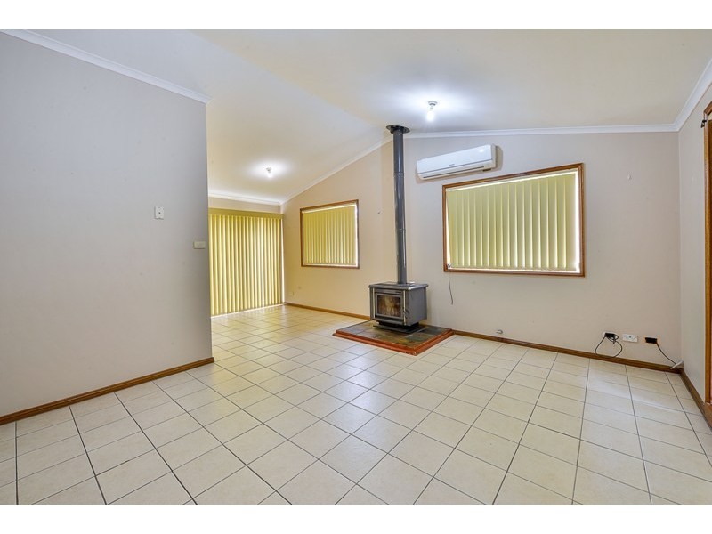 63 Pitt Street, Tahmoor NSW 2573
