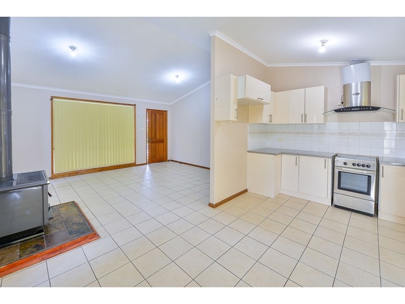 63 Pitt Street, Tahmoor NSW 2573