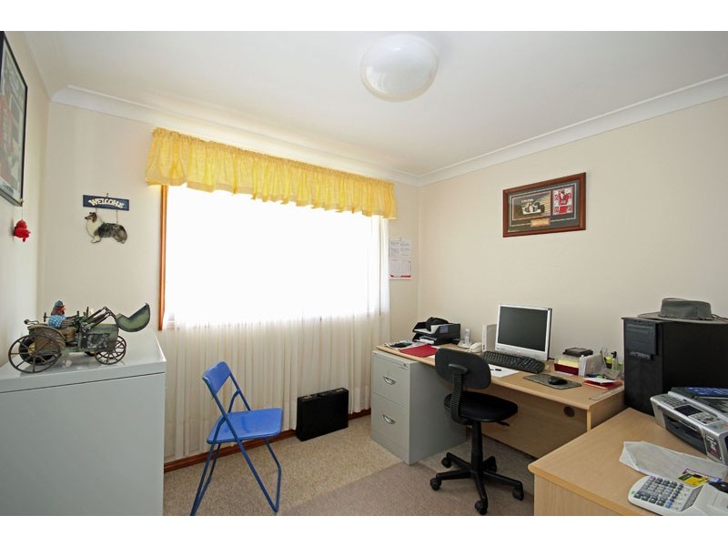 The Oaks NSW 2570
