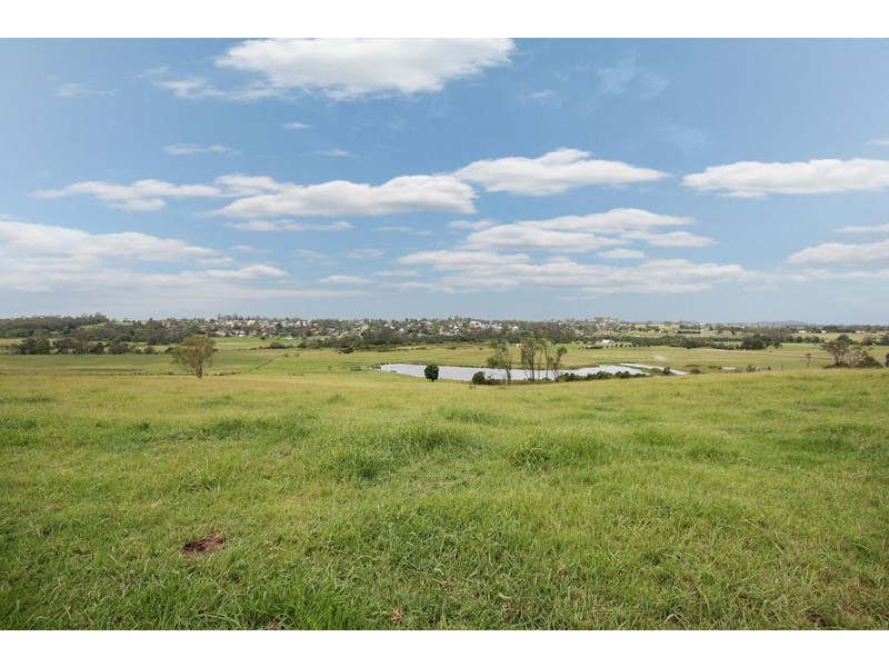 The Oaks NSW 2570