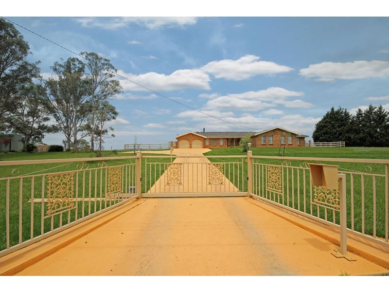 The Oaks NSW 2570
