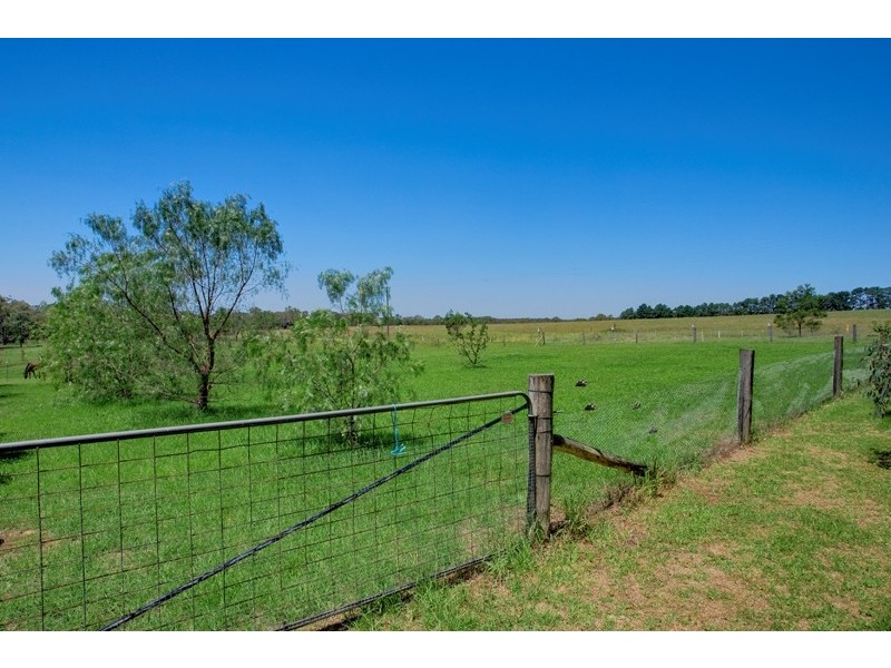 45 Whipbird Road, Pheasants Nest NSW 2574