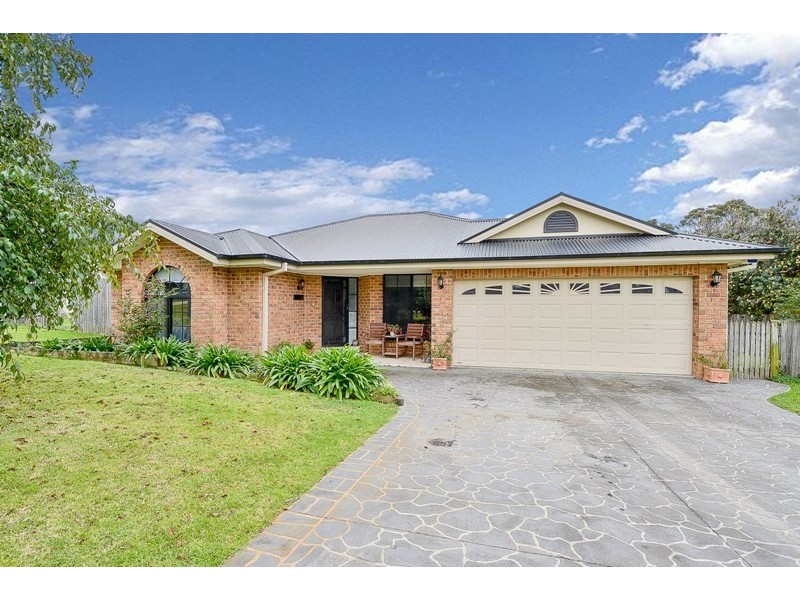 10 Fitzroy Street, Hill Top NSW 2575