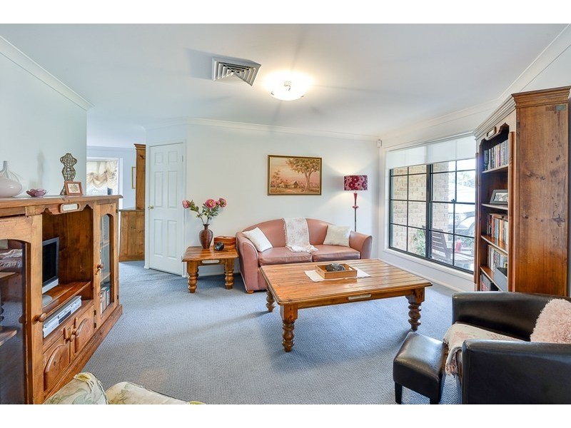 10 Fitzroy Street, Hill Top NSW 2575