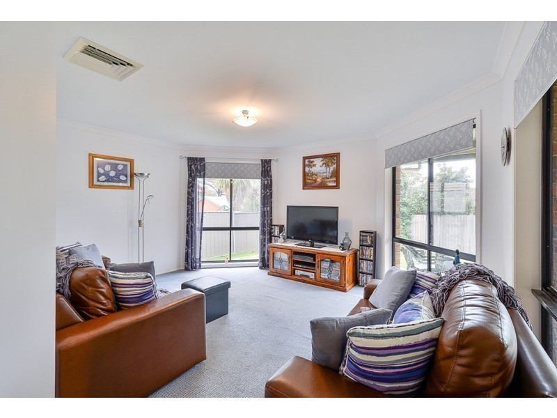 10 Fitzroy Street, Hill Top NSW 2575