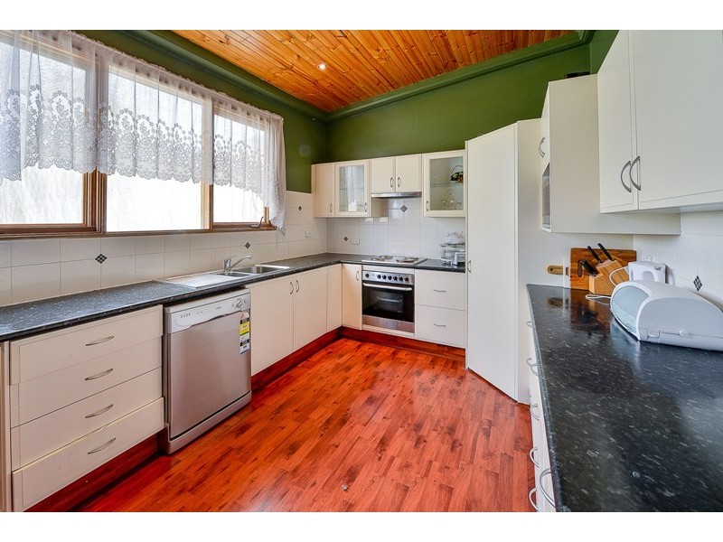 355 Argyle Street, Picton NSW 2571