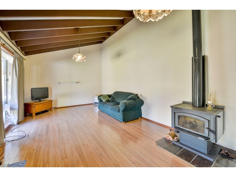 29 Mary Street, The Oaks NSW 2570