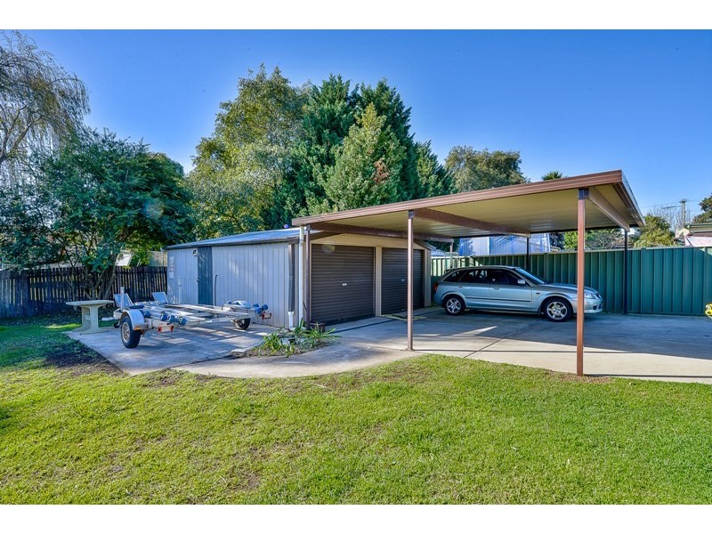 29 Mary Street, The Oaks NSW 2570