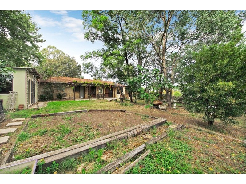 15 Wild Street, Picton NSW 2571