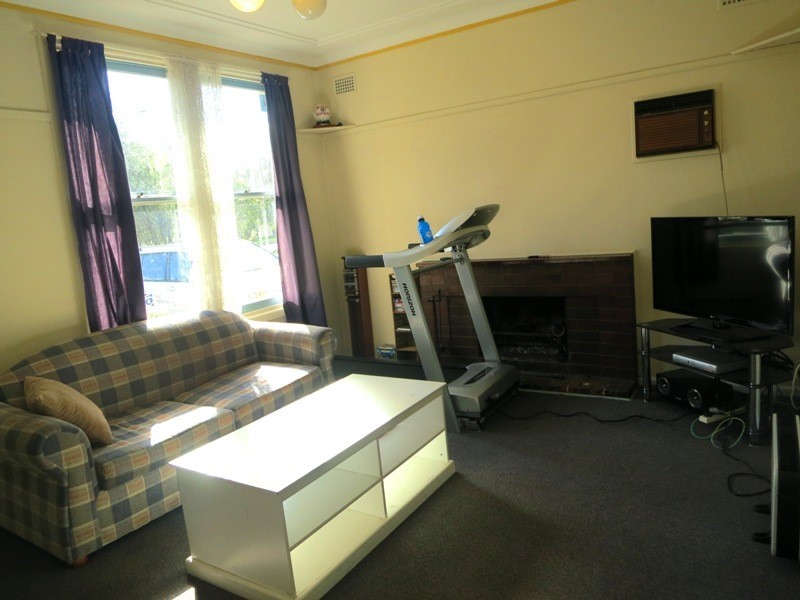 52 Argyle Street, Picton NSW 2571