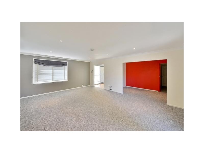 83 Thirlmere Way, Tahmoor NSW 2573