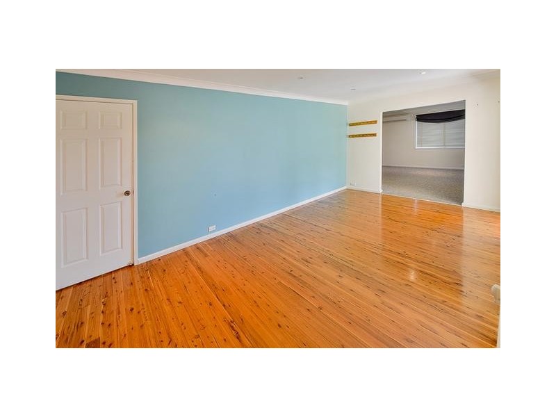 83 Thirlmere Way, Tahmoor NSW 2573