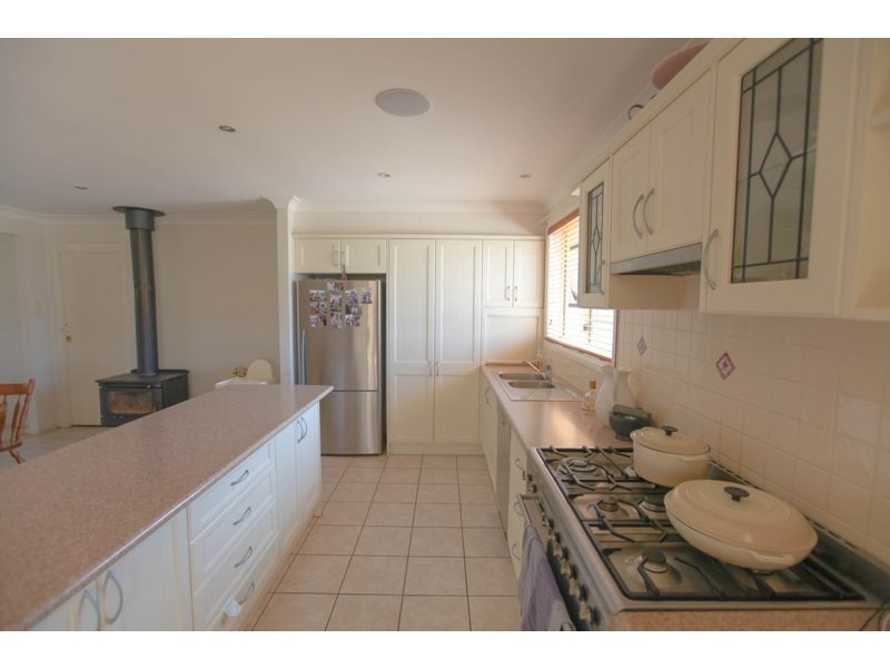 75 Shelleys Lane, Thirlmere NSW 2572