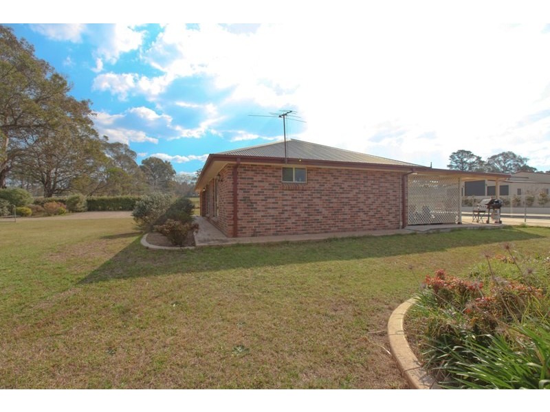 75 Shelleys Lane, Thirlmere NSW 2572