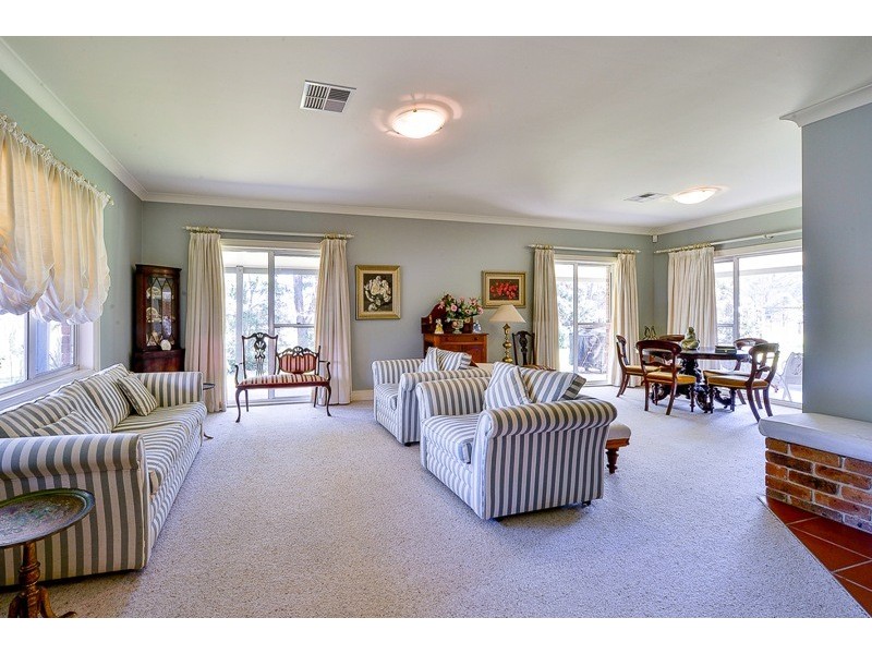 120 Jenkins Street, Douglas Park NSW 2569