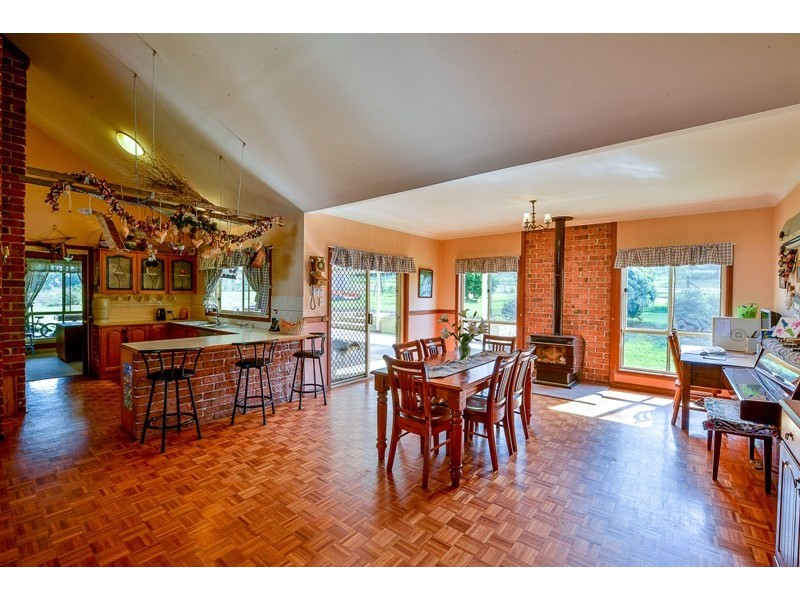 150 Barkers Lodge Road, Picton NSW 2571