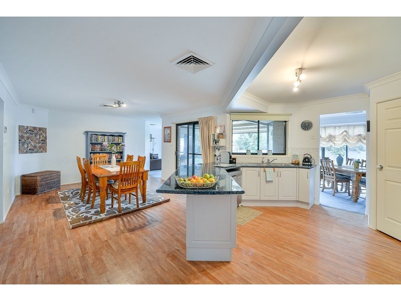 10 Fitzroy Street, Hill Top NSW 2575