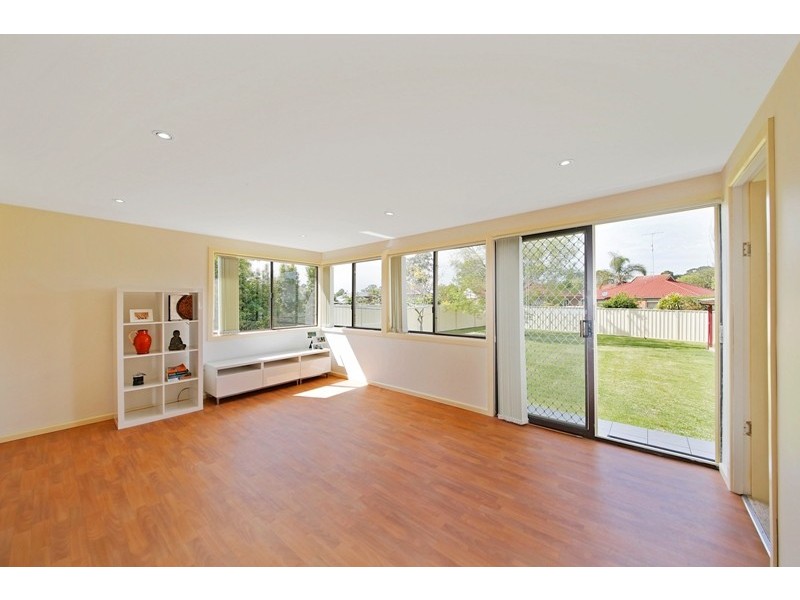 8 Abelia Street, Tahmoor NSW 2573