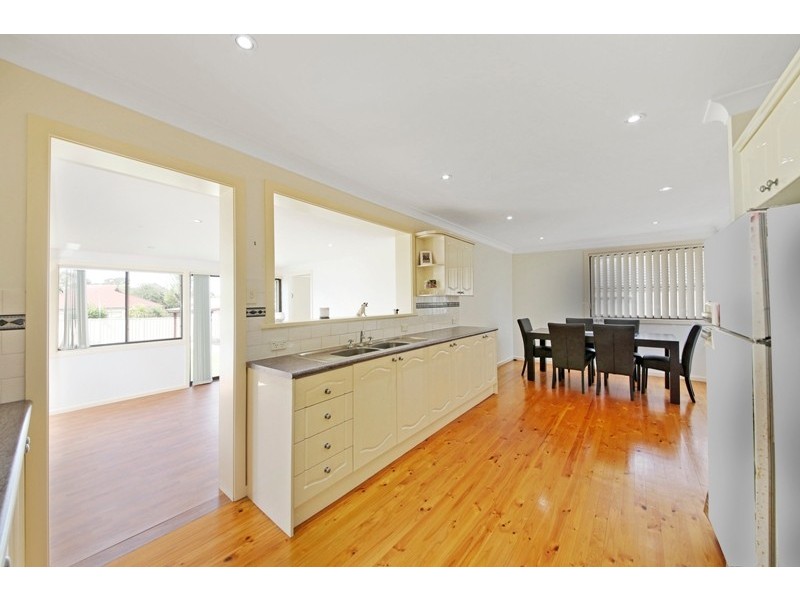 8 Abelia Street, Tahmoor NSW 2573