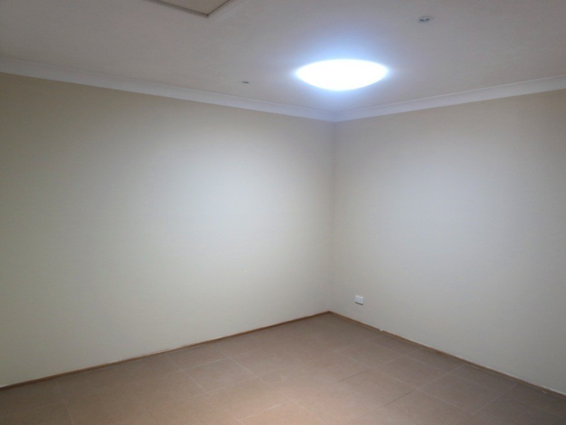 2/68 Bell Street, Thirlmere NSW 2572