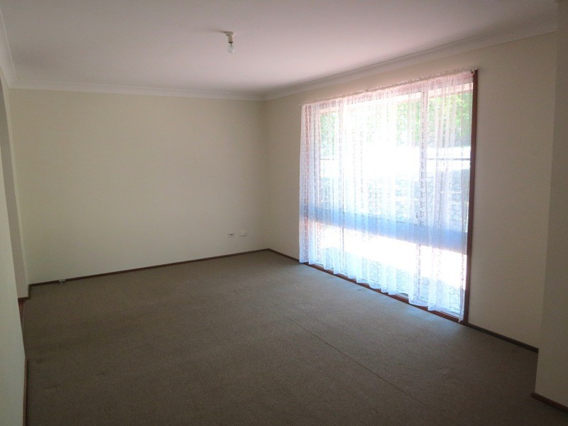 17 Alma Place, Thirlmere NSW 2572