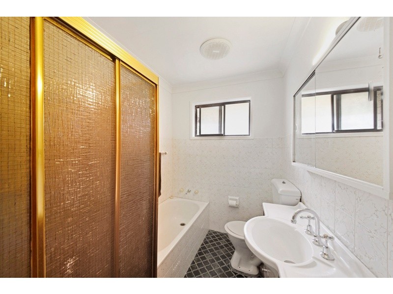 15 Wild Street, Picton NSW 2571