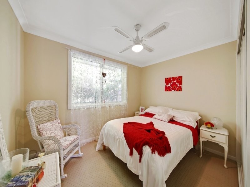 19 Carlton Road, Thirlmere NSW 2572