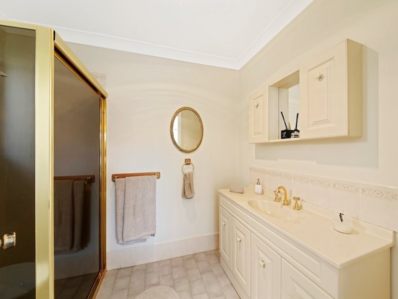 19 Carlton Road, Thirlmere NSW 2572