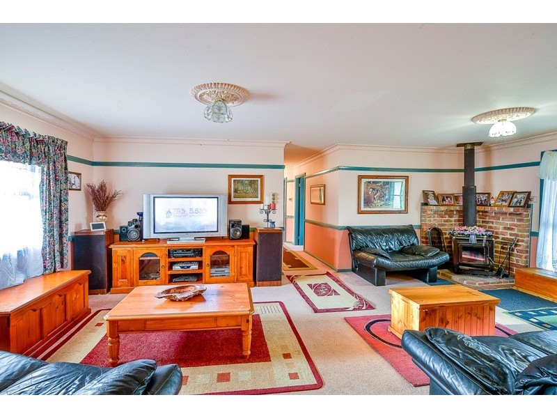 105 Ruddocks Road, Picton NSW 2571