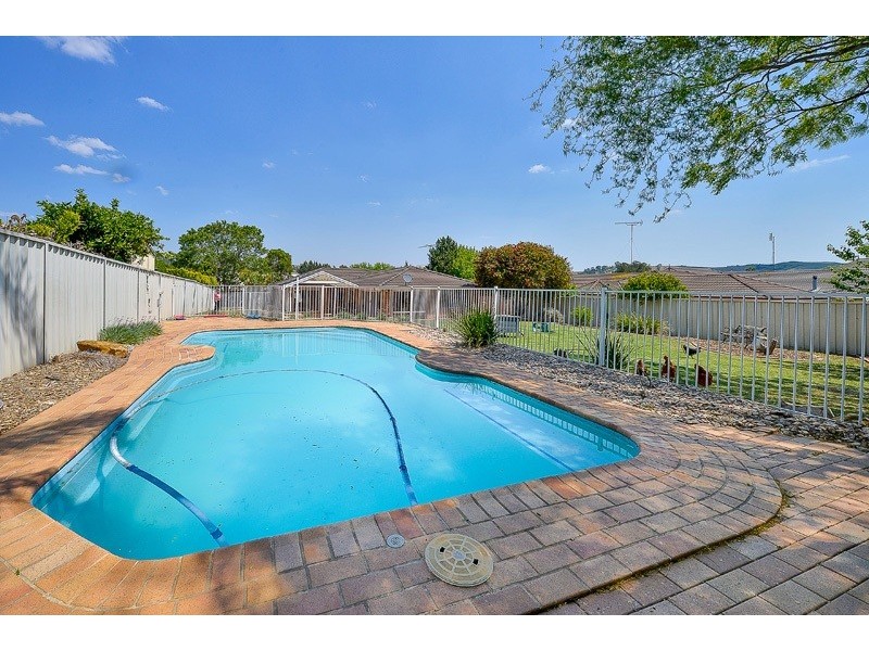 5 Ribbon Gum Place, Picton NSW 2571