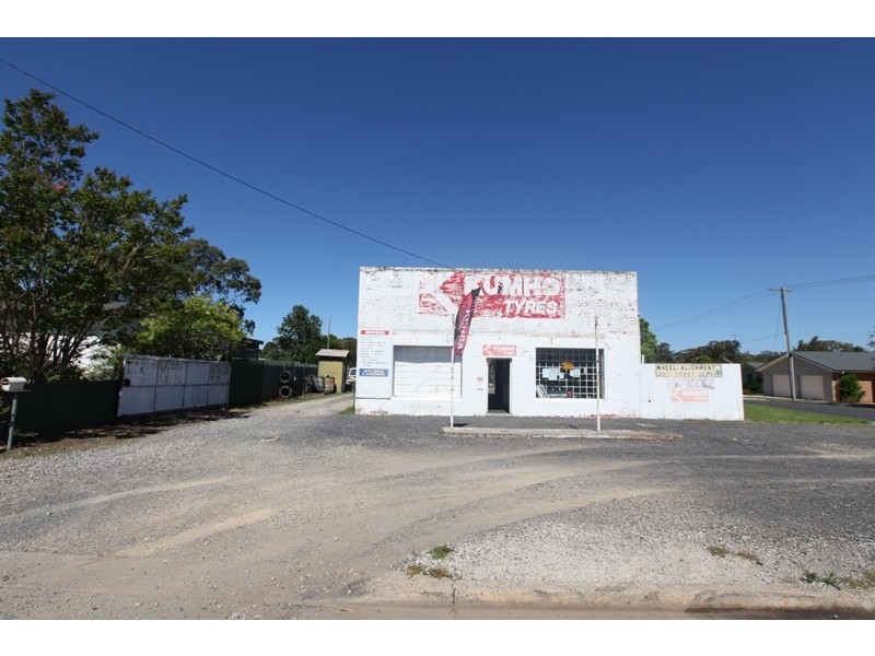 72 Westbourne Avenue, Thirlmere NSW 2572