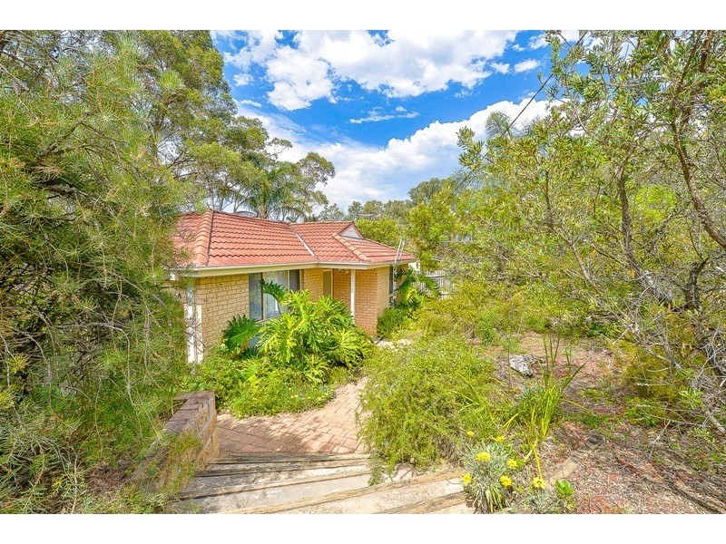 3 Amblecote Place, Tahmoor NSW 2573