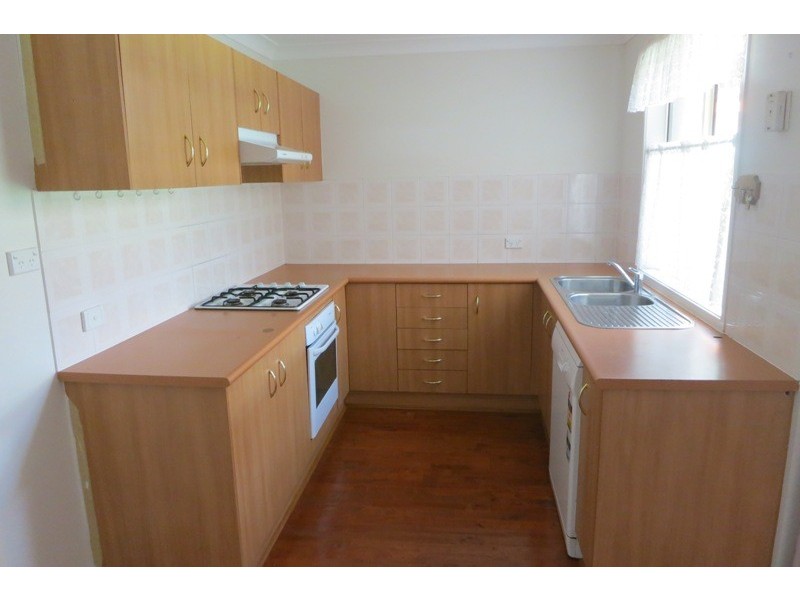 300 Copperfield Drive, Rosemeadow NSW 2560