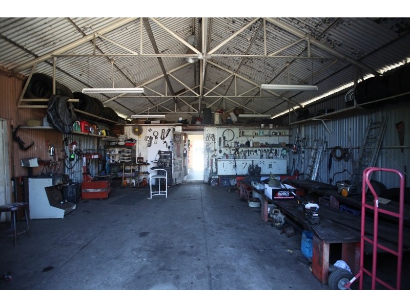 72 Westbourne Avenue, Thirlmere NSW 2572
