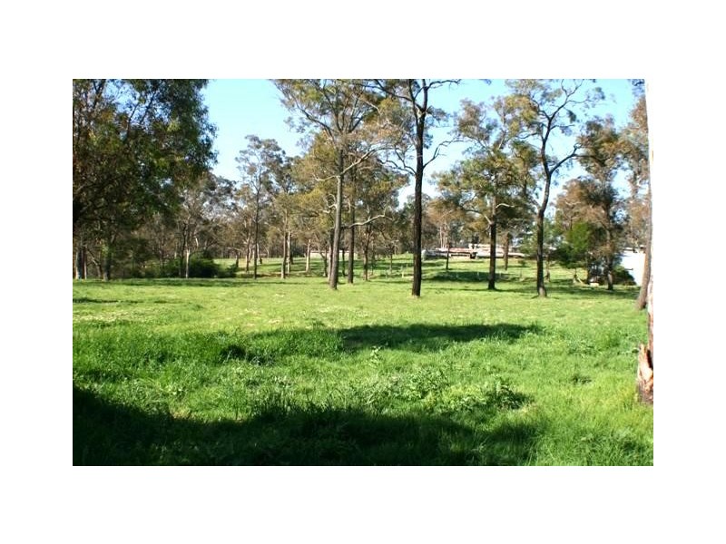 95 Burns Road, Thirlmere NSW 2572