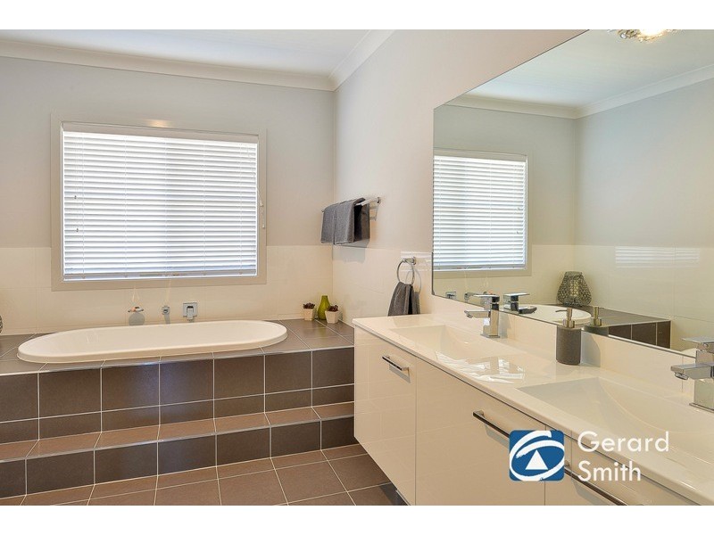 29 The Grange, Picton NSW 2571