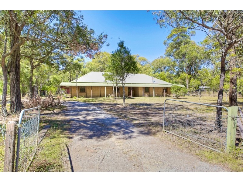 15 Lakes Street, Thirlmere NSW 2572