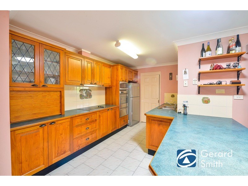 8 Westbourne Avenue, Thirlmere NSW 2572