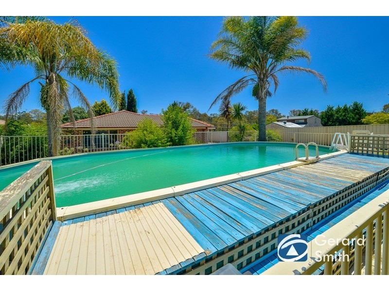 8 Westbourne Avenue, Thirlmere NSW 2572