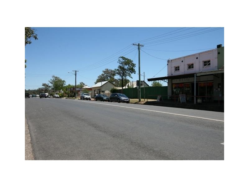 17 Oaks Street, Thirlmere NSW 2572