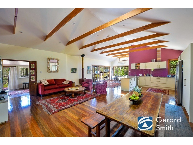 10 Carra Avenue, Douglas Park NSW 2569