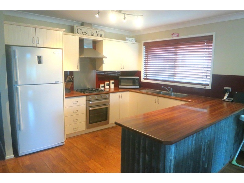 69B Thirlmere Way, Tahmoor NSW 2573