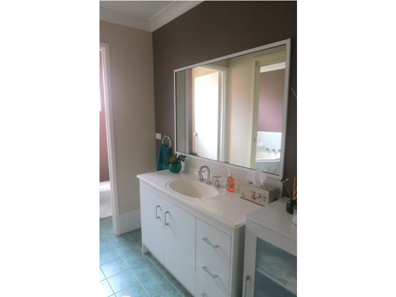 69B Thirlmere Way, Tahmoor NSW 2573