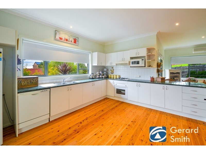 44 Park Avenue, Tahmoor NSW 2573