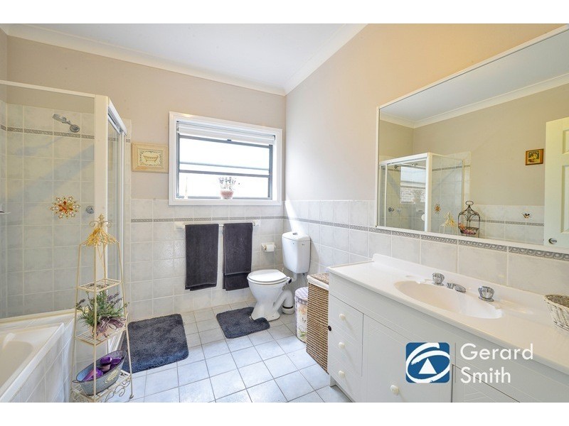 44 Park Avenue, Tahmoor NSW 2573