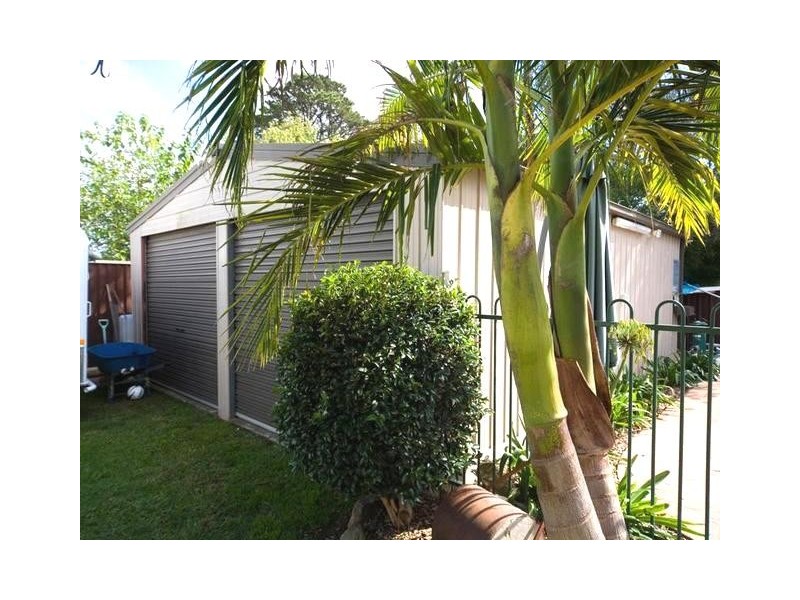 4 Davis Place, Thirlmere NSW 2572