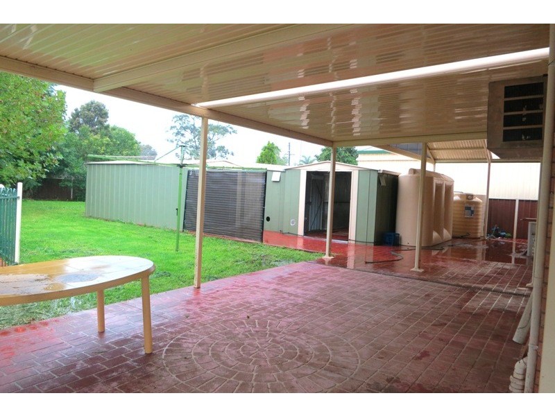 4 Davis Place, Thirlmere NSW 2572