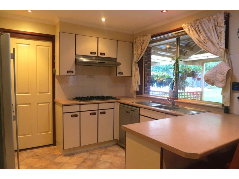 7 Campbell Street, Thirlmere NSW 2572