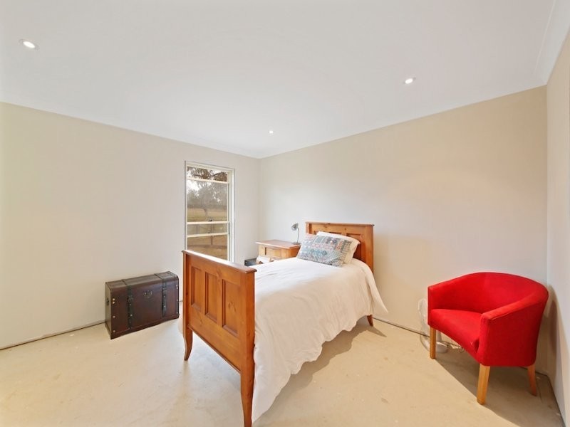 40 Mockingbird Road, Pheasants Nest NSW 2574